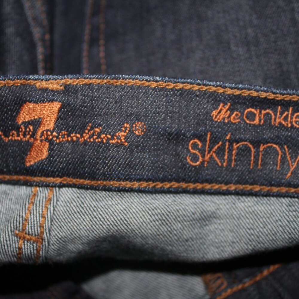 7 For All Mankind Ankle Skinny Frayed Angled Hem Jeans (947) - Picture 8 of 10